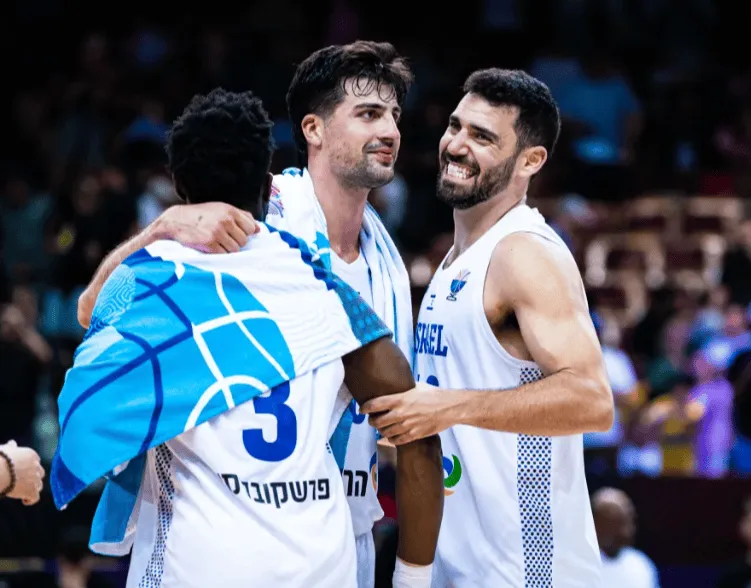 官方赛事-欧锦赛：法国爆冷输给以色列，阿夫迪亚砍下23分