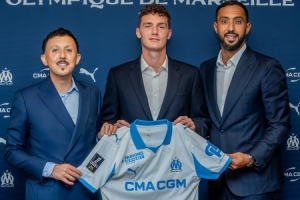 官方赛事-队报：周末马赛联赛主场对阵洛里昂，帕瓦尔有望担任首发中卫