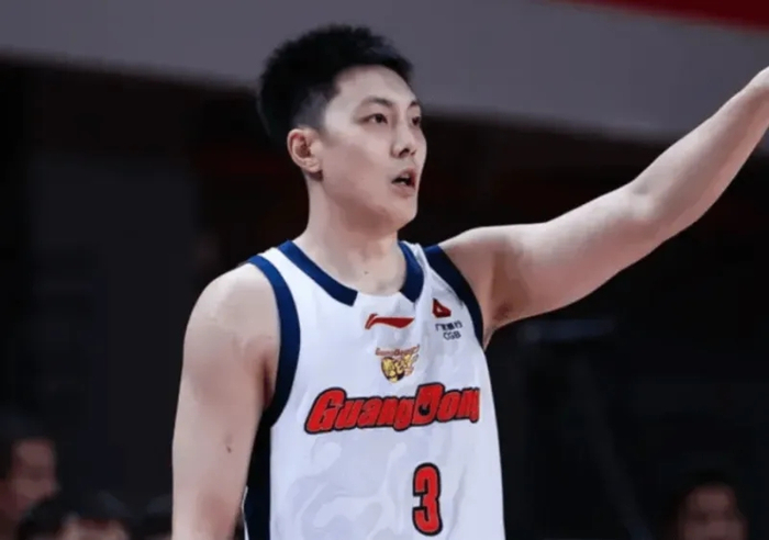 官方赛事-g2广东加时102-99绝杀北京 球员评价：3人优秀，3人及格，4人低迷|奎因|cba季后赛|张皓嘉|胡明轩|徐杰_新浪体育_新浪新闻